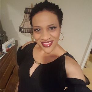 Meet your Posher, Tesha